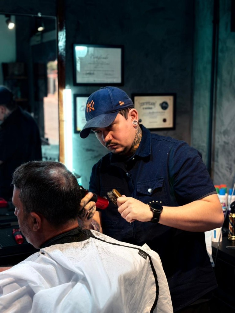 Limpeza de pele masculina